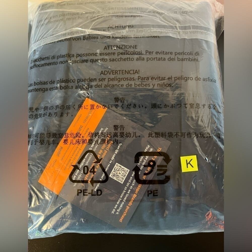AMAZON KING SIZE NAVY SHEETS NEW NEVER OPENED
